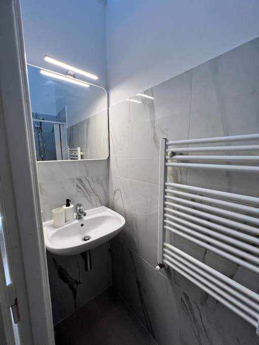 Campo De' Fiori Rooftop Apartment Рим Экстерьер фото